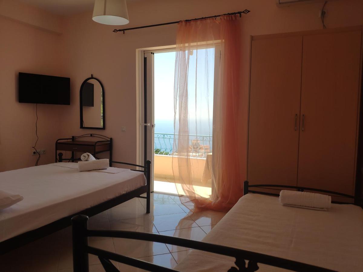 Let Rooms Lukova Exterior photo