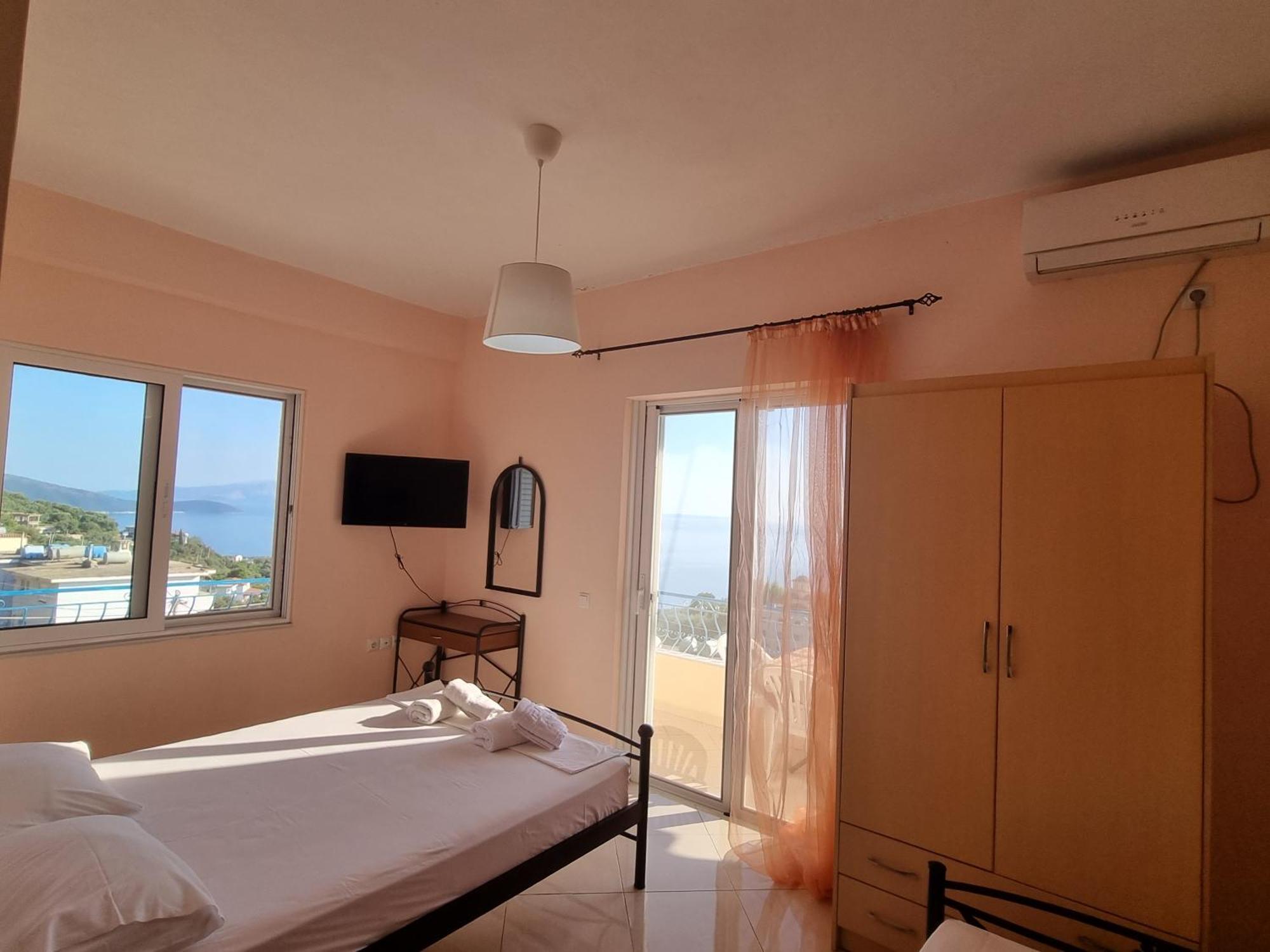 Let Rooms Lukova Exterior photo